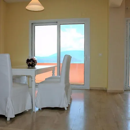 Clios House With Magnificent Views Of The Sea Daire *